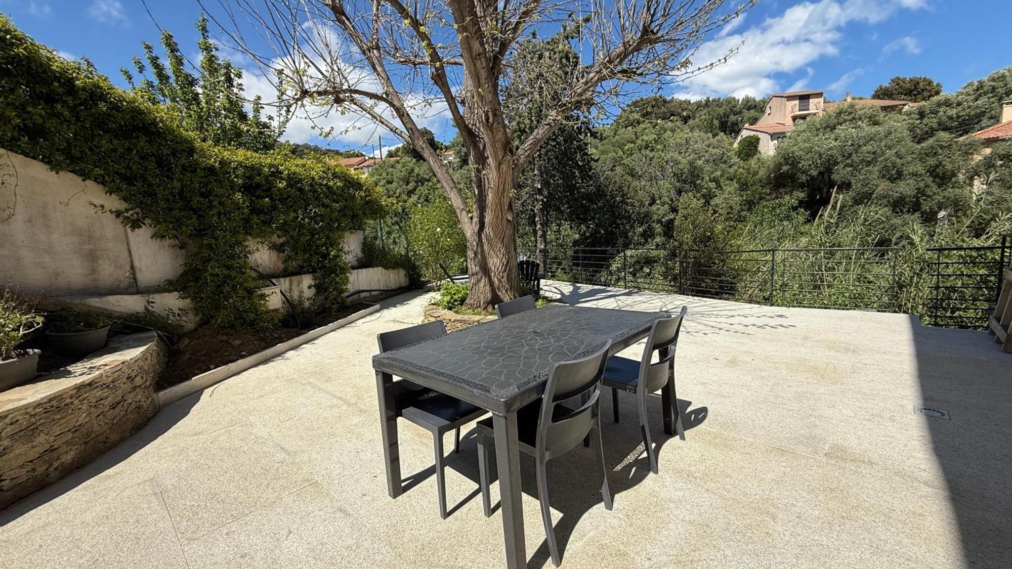 A Casa Corbaia Appartement 40 M2, Jardin Prive, Parking, Proche Centre Ville Et Mer Apartment 40 M2, Private Garden Parking Near Town Center And Sea Port And Airport Bastia  Ngoại thất bức ảnh
