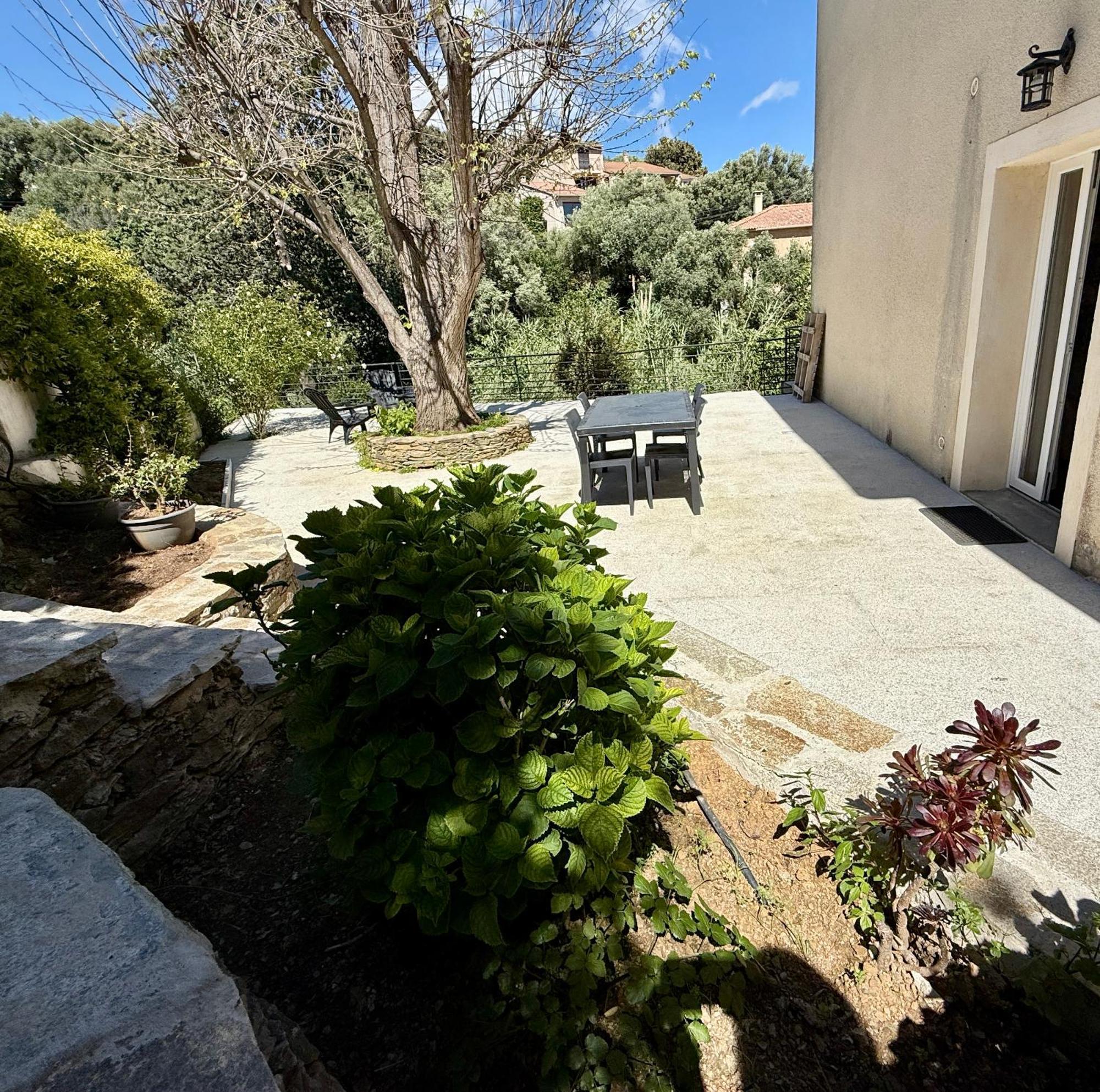 A Casa Corbaia Appartement 40 M2, Jardin Prive, Parking, Proche Centre Ville Et Mer Apartment 40 M2, Private Garden Parking Near Town Center And Sea Port And Airport Bastia  Ngoại thất bức ảnh